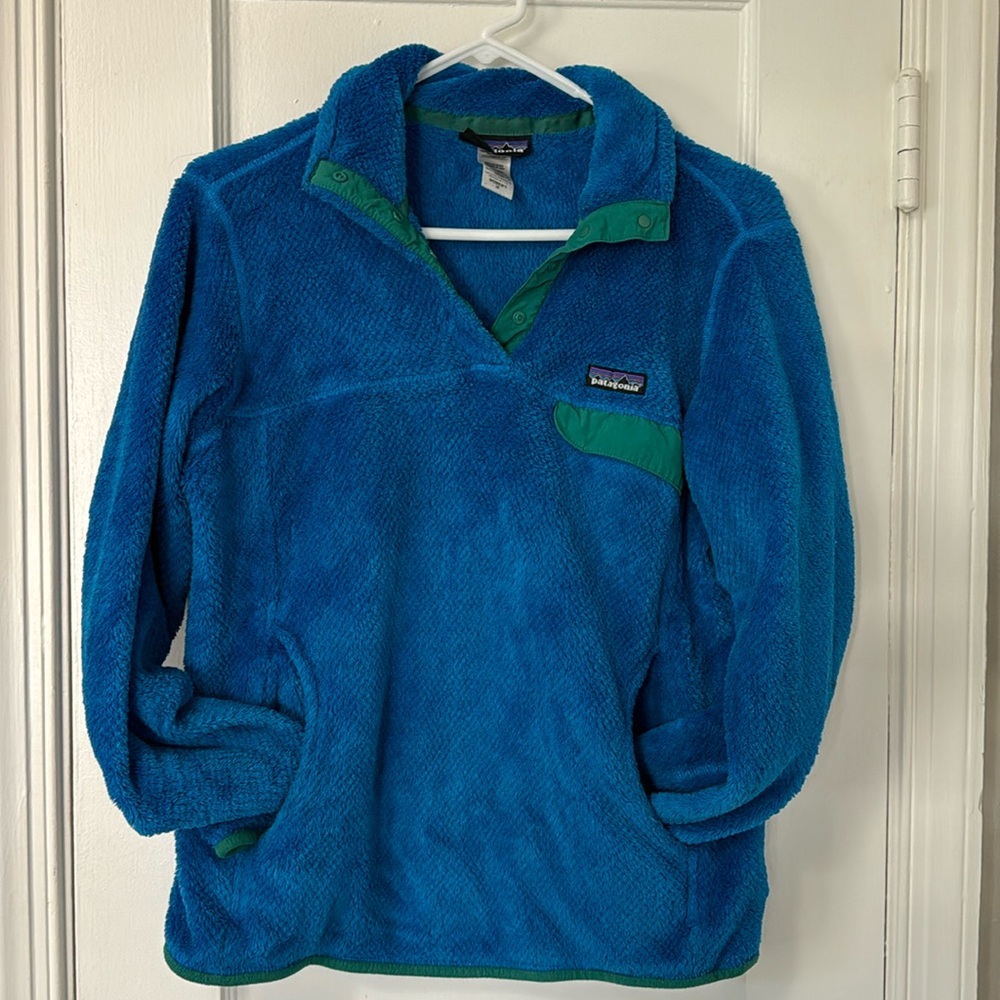 Beautiful blue Patagonia fleece
